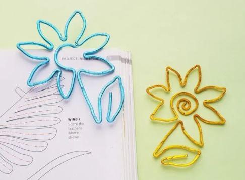 Image for event: DIY - Flower Bookmarks